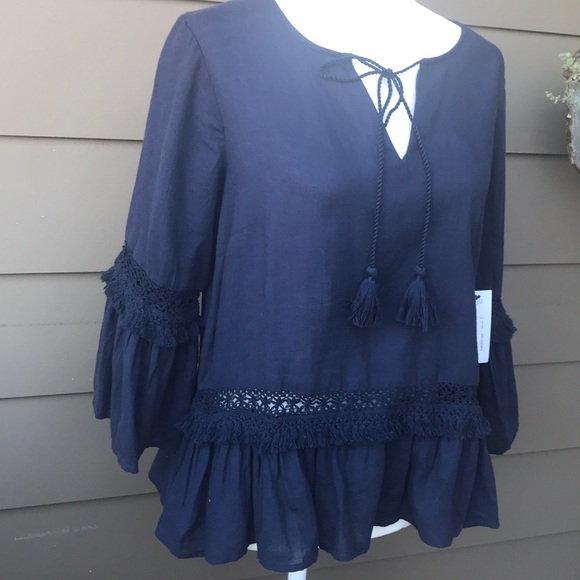 SALE A.n.a Navy Top Medium - Picture 5 of 15